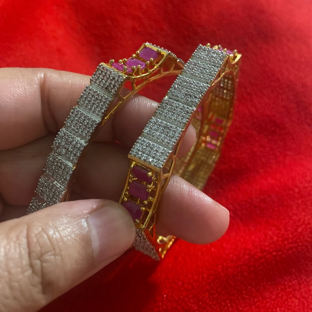 Jewelry - Picture 3 of 5